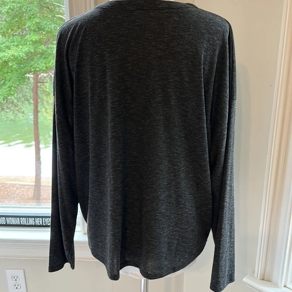 NWT Treasure & Bond Henley, Size Medium - Picture 6 of 8